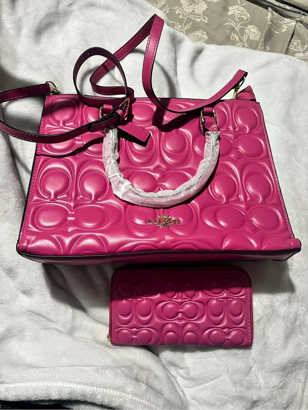 Fashion Pink Tote with Matching Wallet